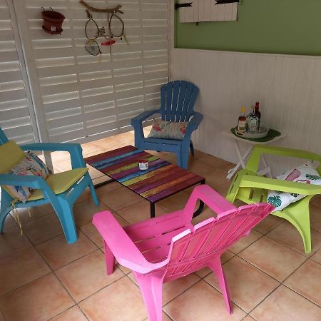 Bel Appartement - proche des plages de Sainte Anne Extérieur photo